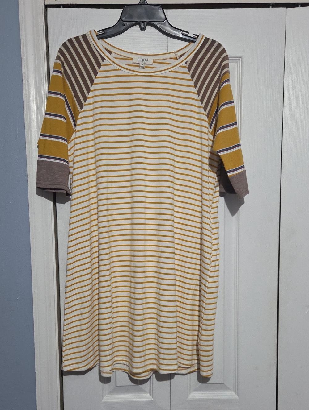 Umgee Cream & Mustard Striped Dress With Pockets